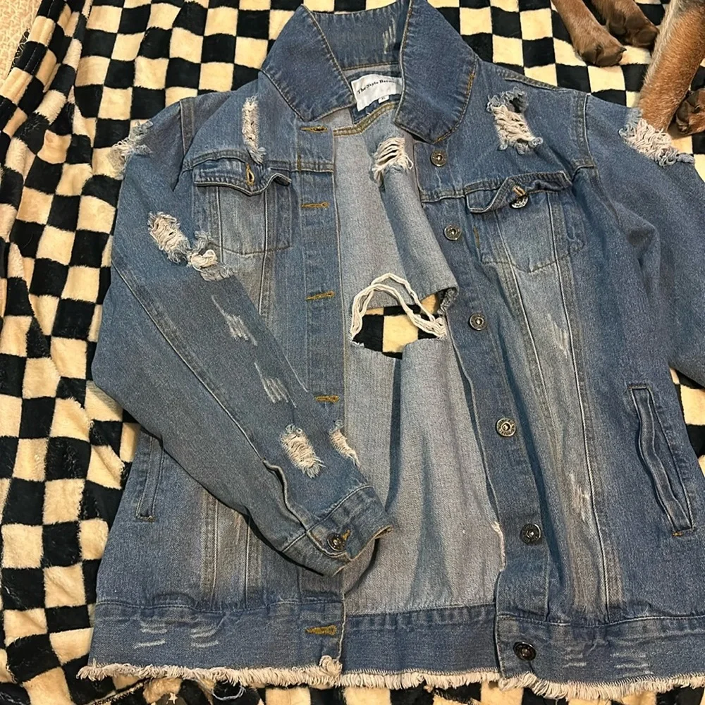 Distressed denim jacket - Picture 1 of 3